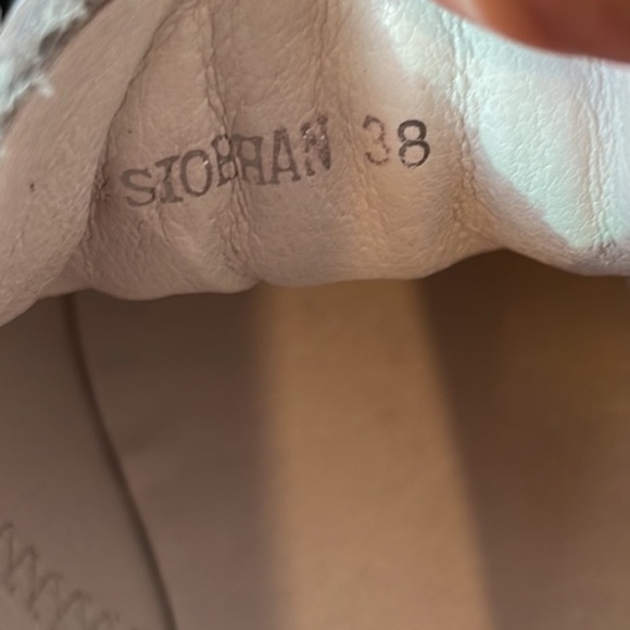 SIOBHAN SNEAKERS IN WHITE/ BLACK TUMBLE LEATHER - Picture 10 of 11